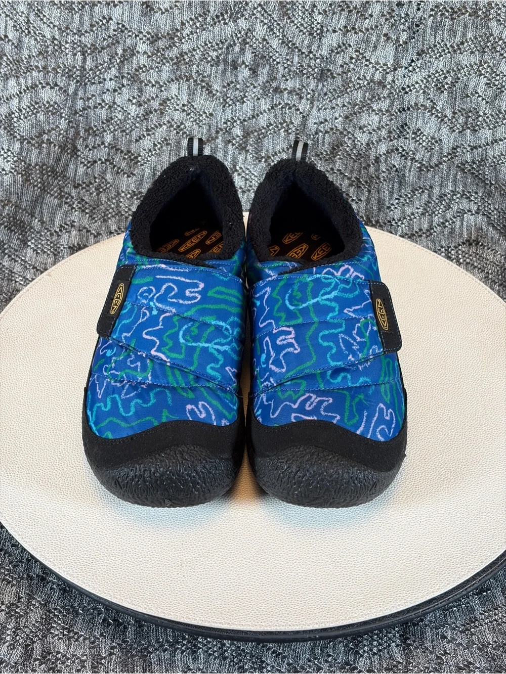 Keen Kids Howser Low Wrap shoes Youth size 6